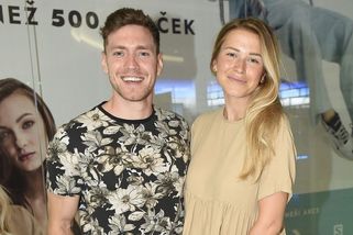 Bachelor Dubovický s ex Kopřivovou a dcerou na výletě v Paříži. Fanoušci šílí, chudák Sarah! Kráska reagovala po svém - Super.cz